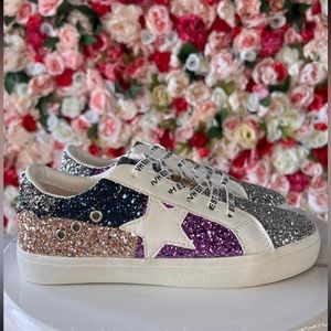 Vintage Havana Shea glitter sneakers. Size 8